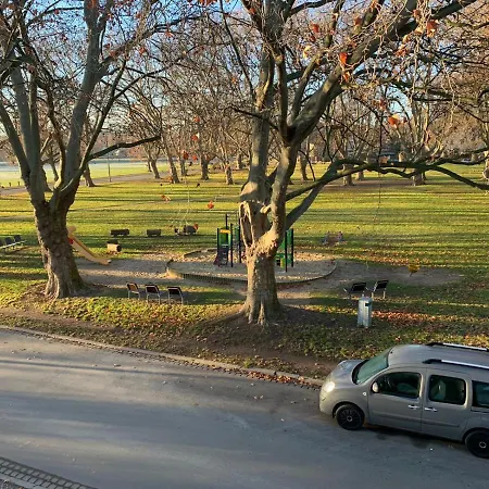 100 Qm Am Heiligen Brunnen