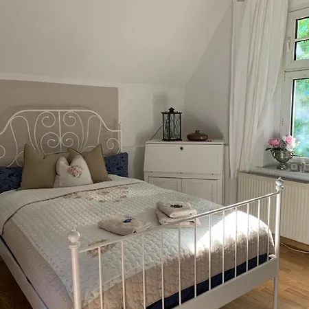 100 Qm Am Heiligen Brunnen *